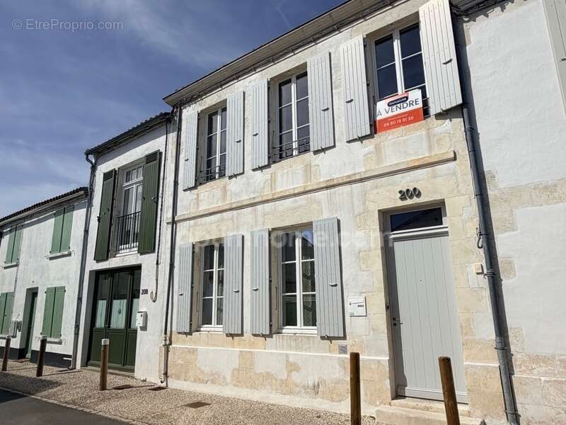 Maison à LE BOIS-PLAGE-EN-RE