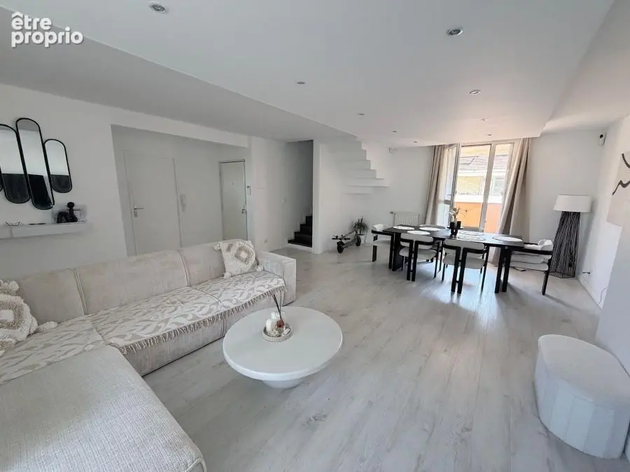 Photo Appartement à Champigny-Sur-Marne au prix de 283 000€