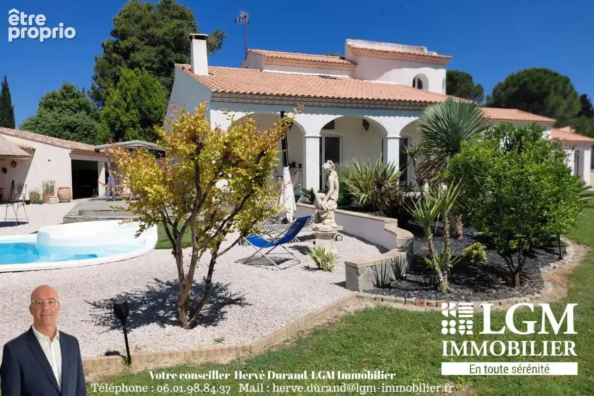 Villa d'exception sans vis-à-vis sur 1800 m2 de terrain arboré - photo 3