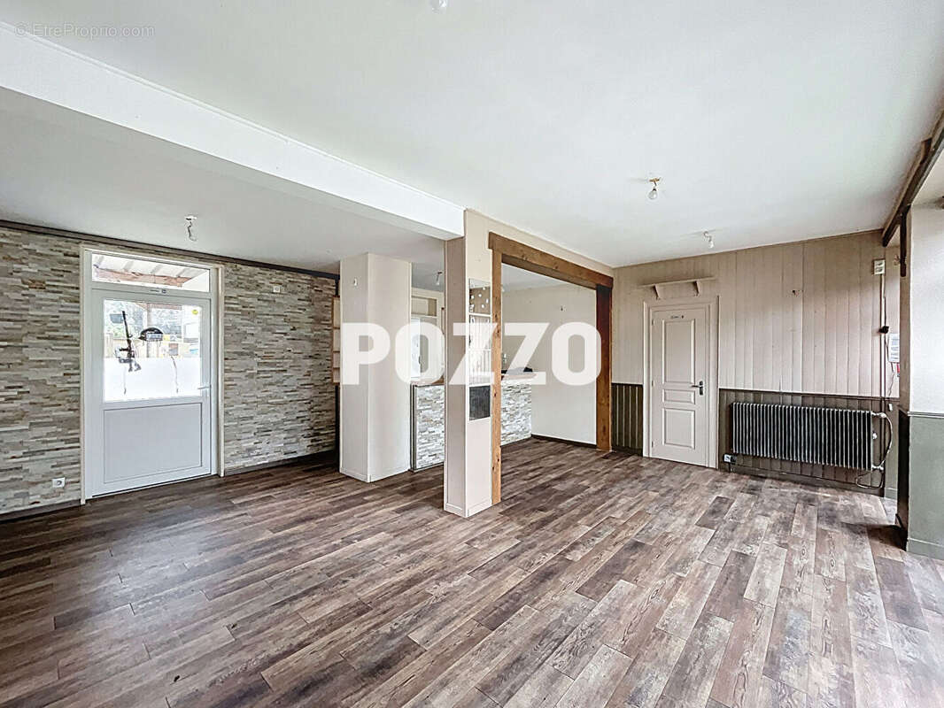 Appartement à SOURDEVAL