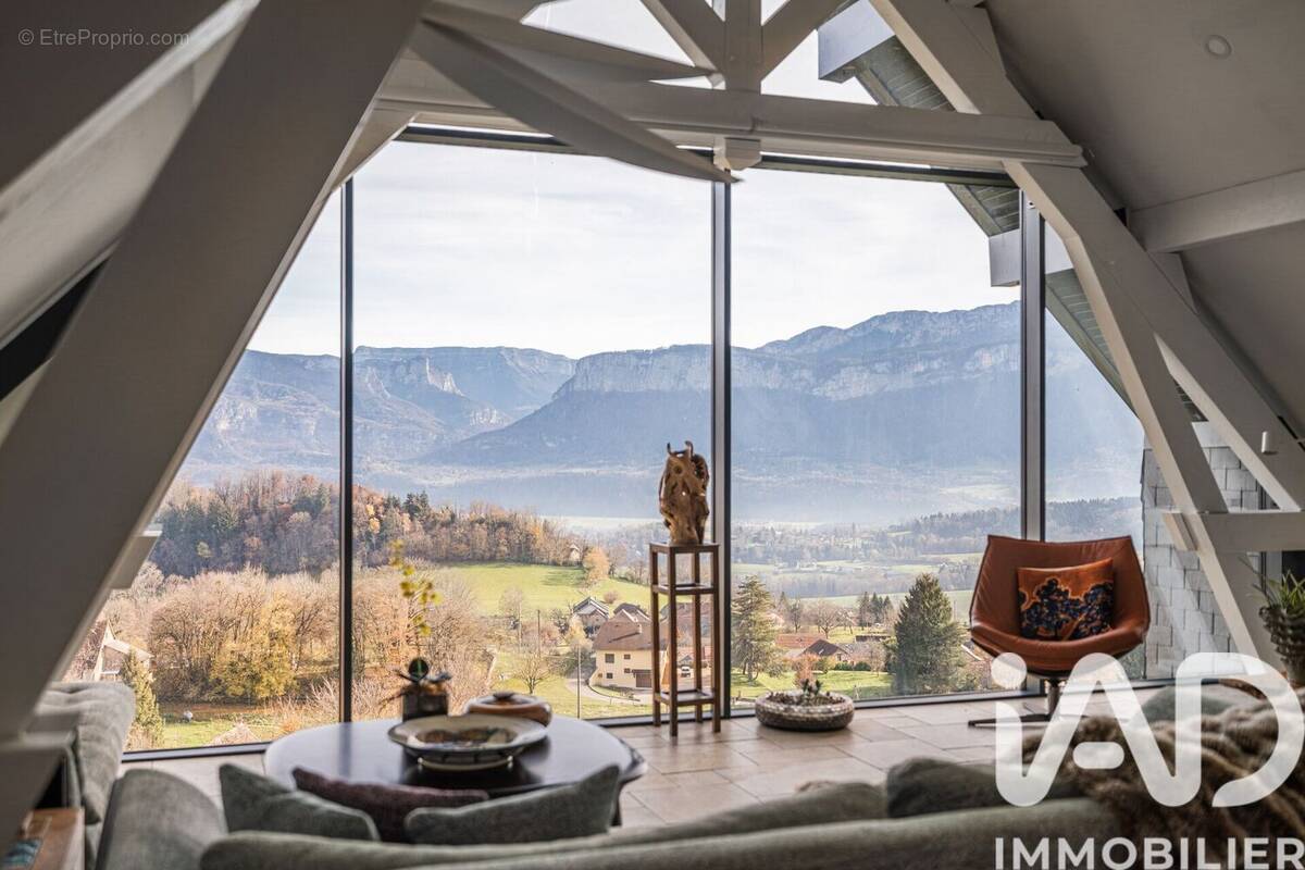 Photo 1 - Maison à MIRIBEL-LES-ECHELLES