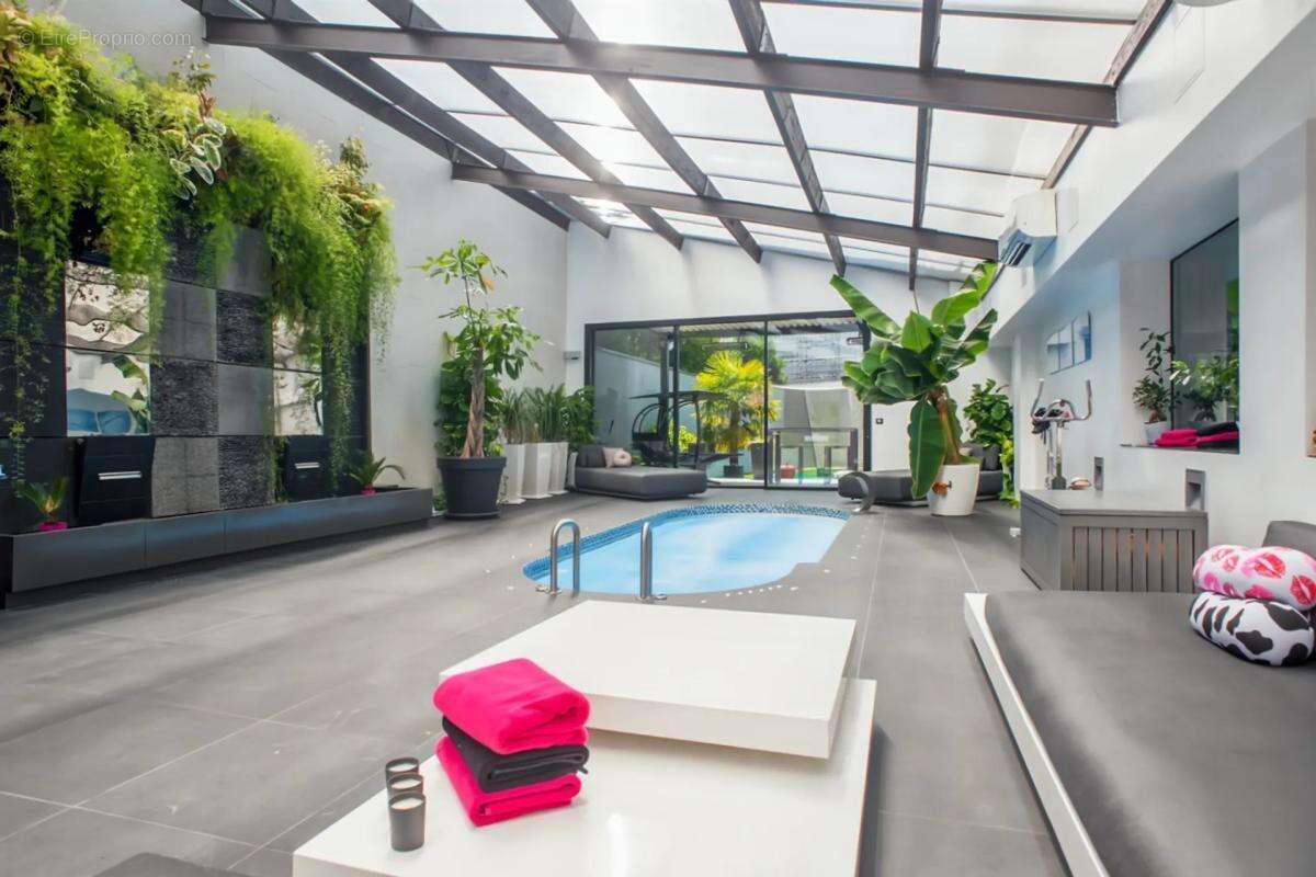 Maison à PRINGY