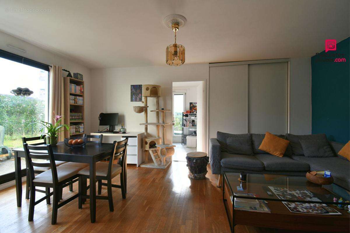 Appartement à TASSIN-LA-DEMI-LUNE