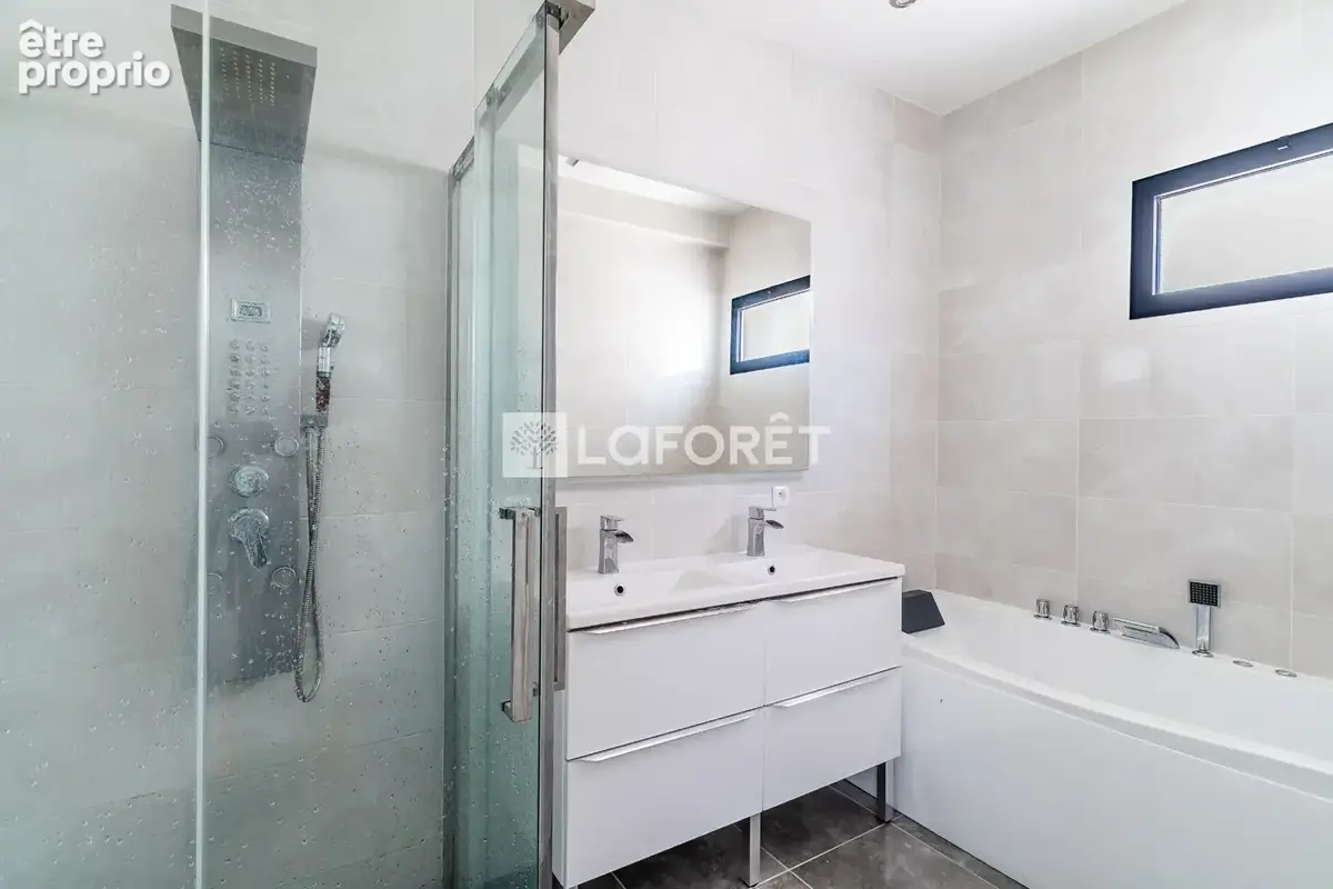 Maison contemporaine de plus de 200m2 - 8 pièces - 6 chambres - DPE A - photo 15