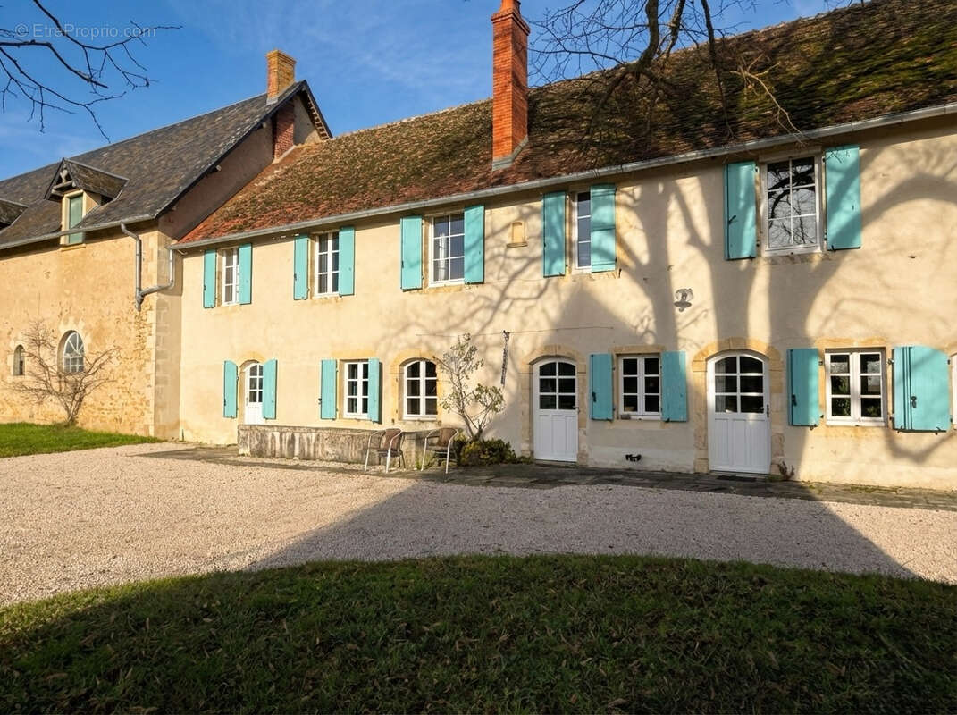 Maison à CHEVENON