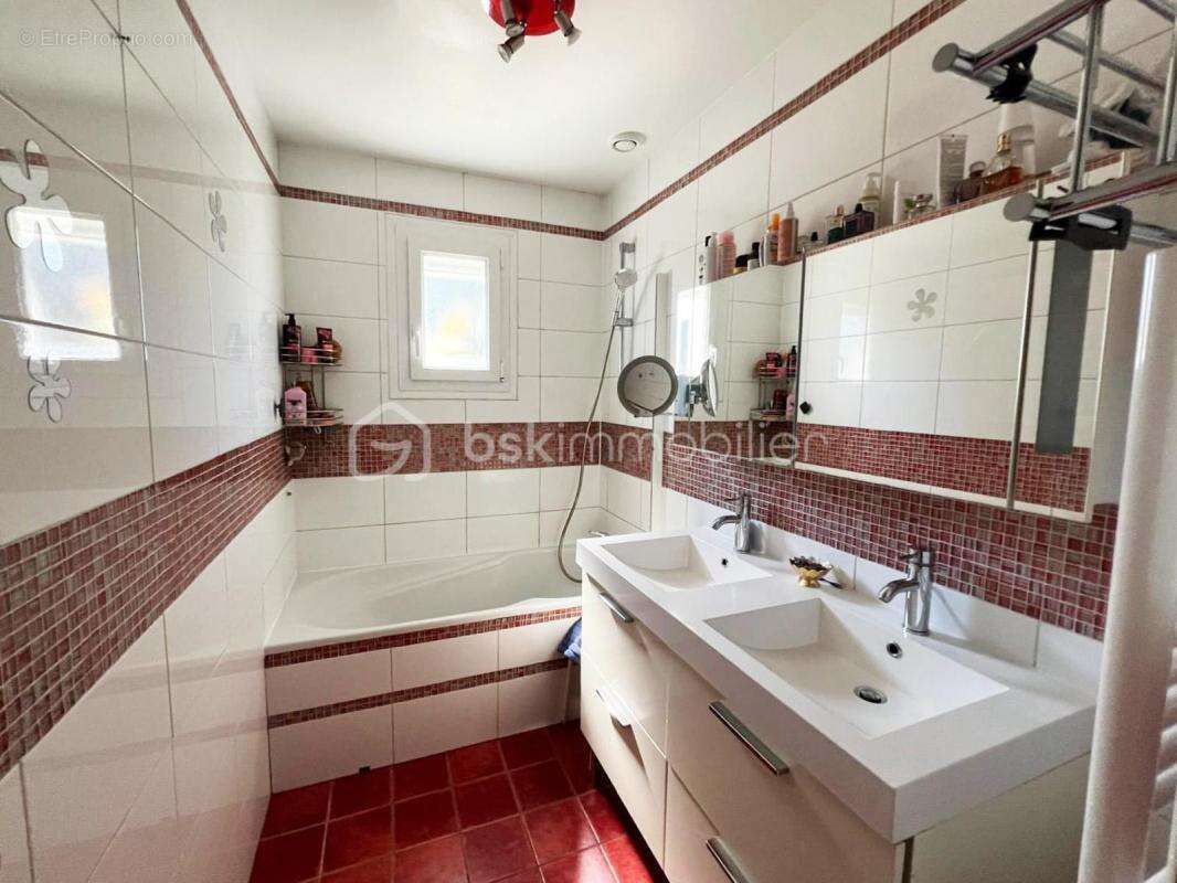 Maison à RICHEBOURG