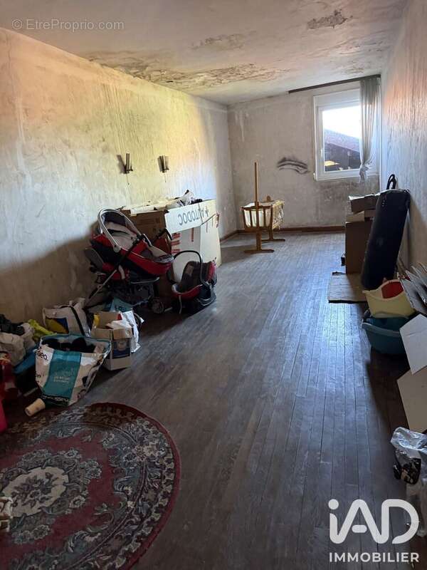 Maison 262 m² à Marville  - photo 9