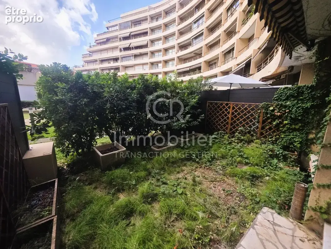 Studette a renover - 200m des plages - ideal loc courte duree - photo 1