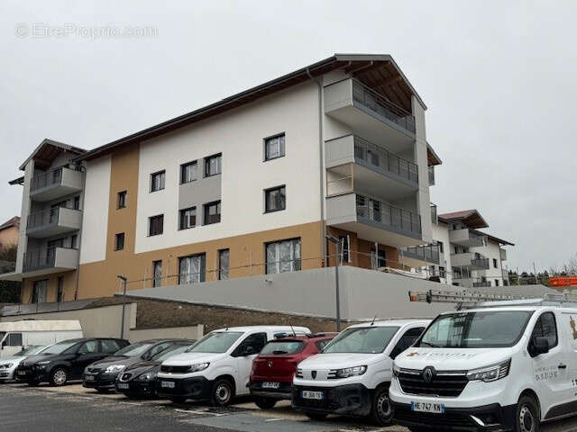 Appartement à VILLY-LE-PELLOUX