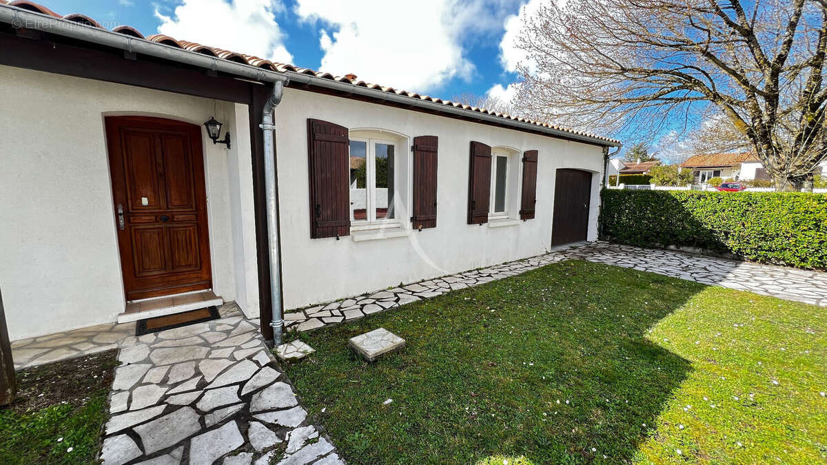 Maison à SAINT-SULPICE-DE-ROYAN