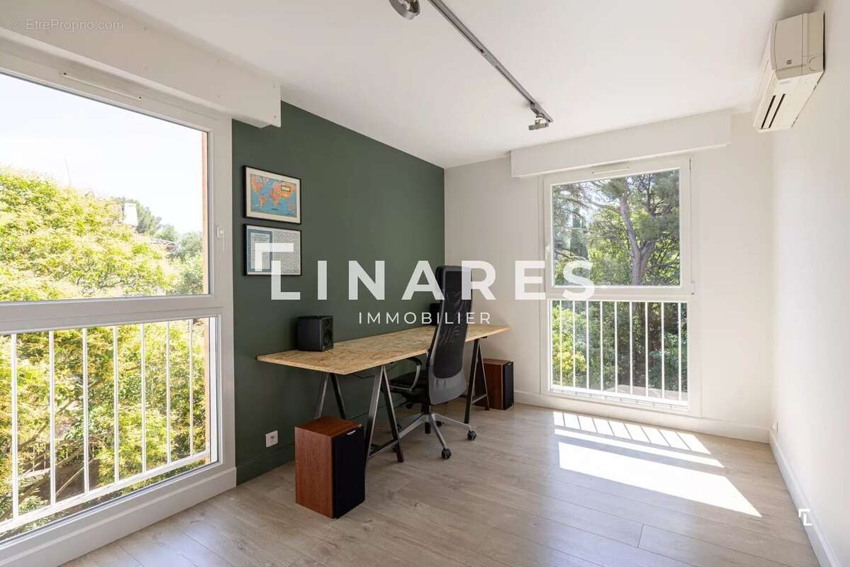 CÔTÉ PARC - Appartement T4 de 82m2 - Terrasse - Parking - 13012 BEAUMONT - photo 10