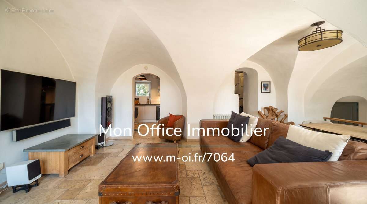 Référence : 7064-les - maison de charme avec garage et piscine proche port grimaud - photo 9