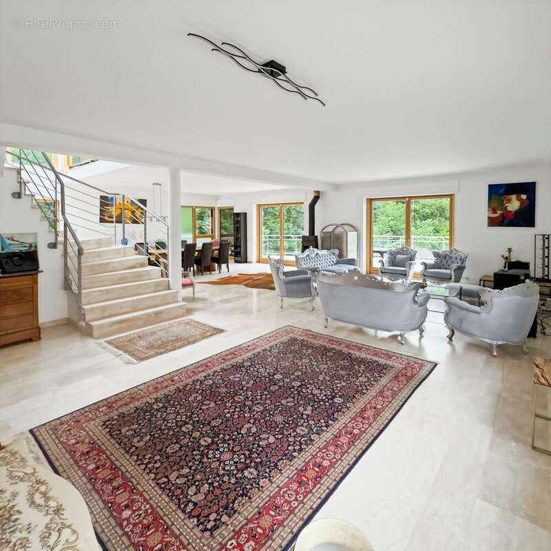 Maison à SUCY-EN-BRIE