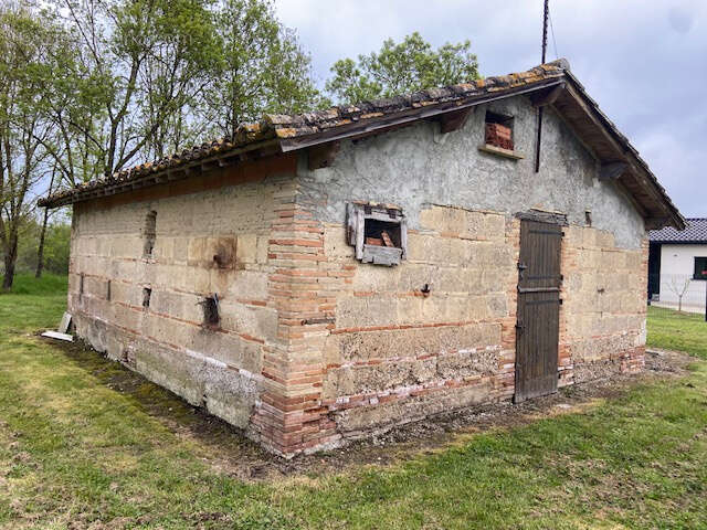 Maison à NEGREPELISSE
