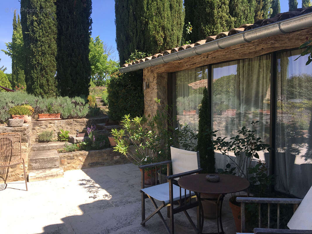 Maison à VAISON-LA-ROMAINE
