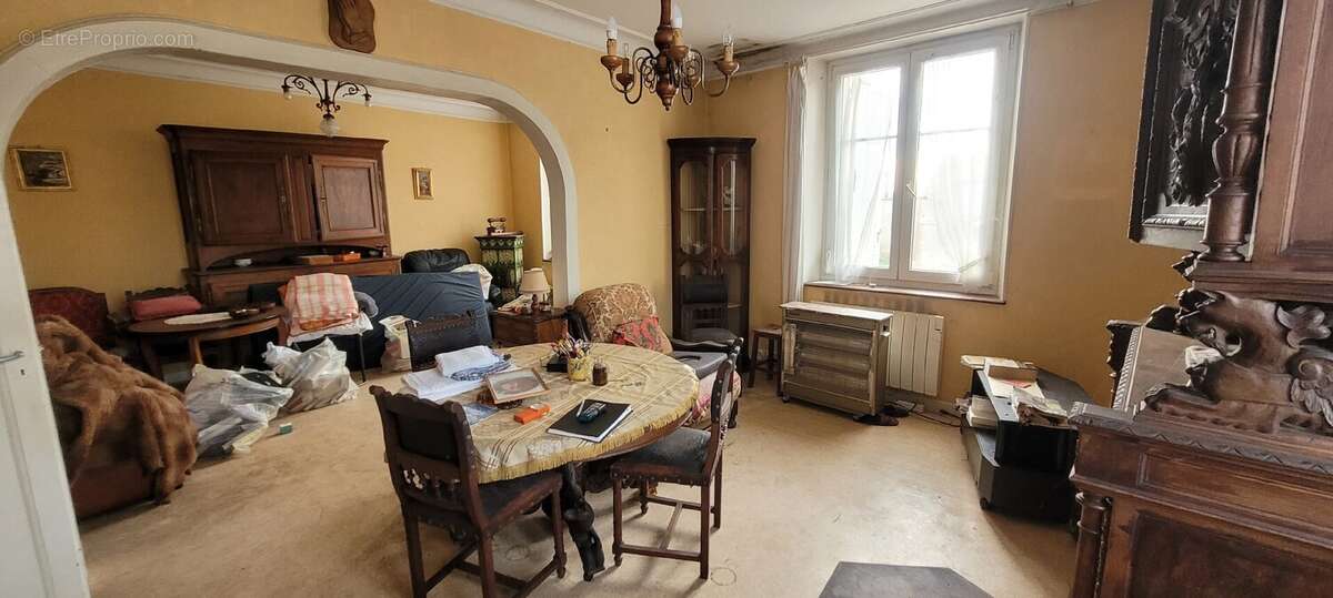 Maison à CHATEAU-SALINS