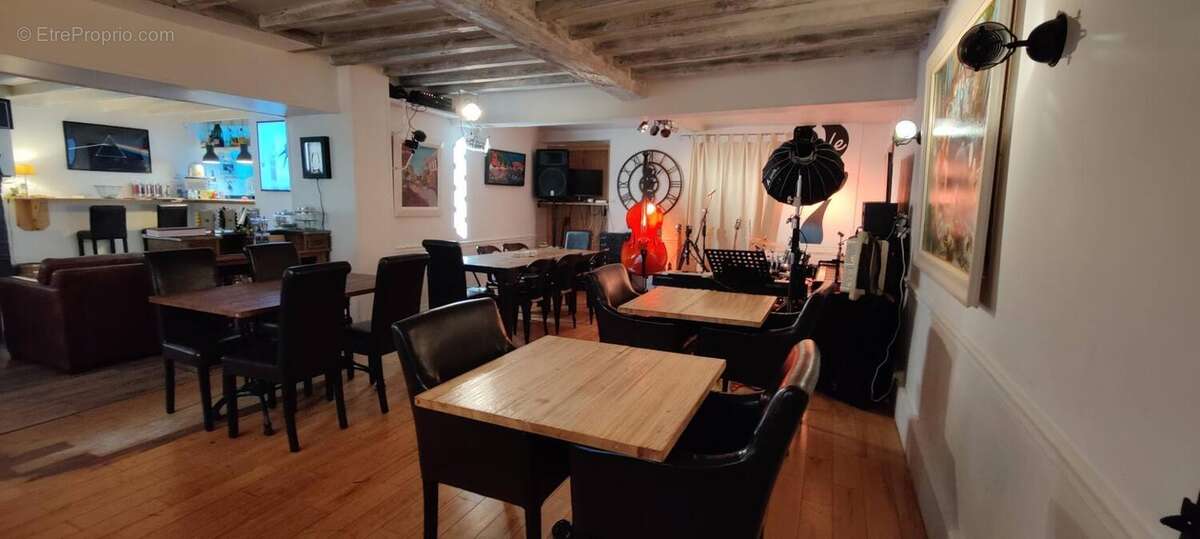 Maison à EGUZON-CHANTOME