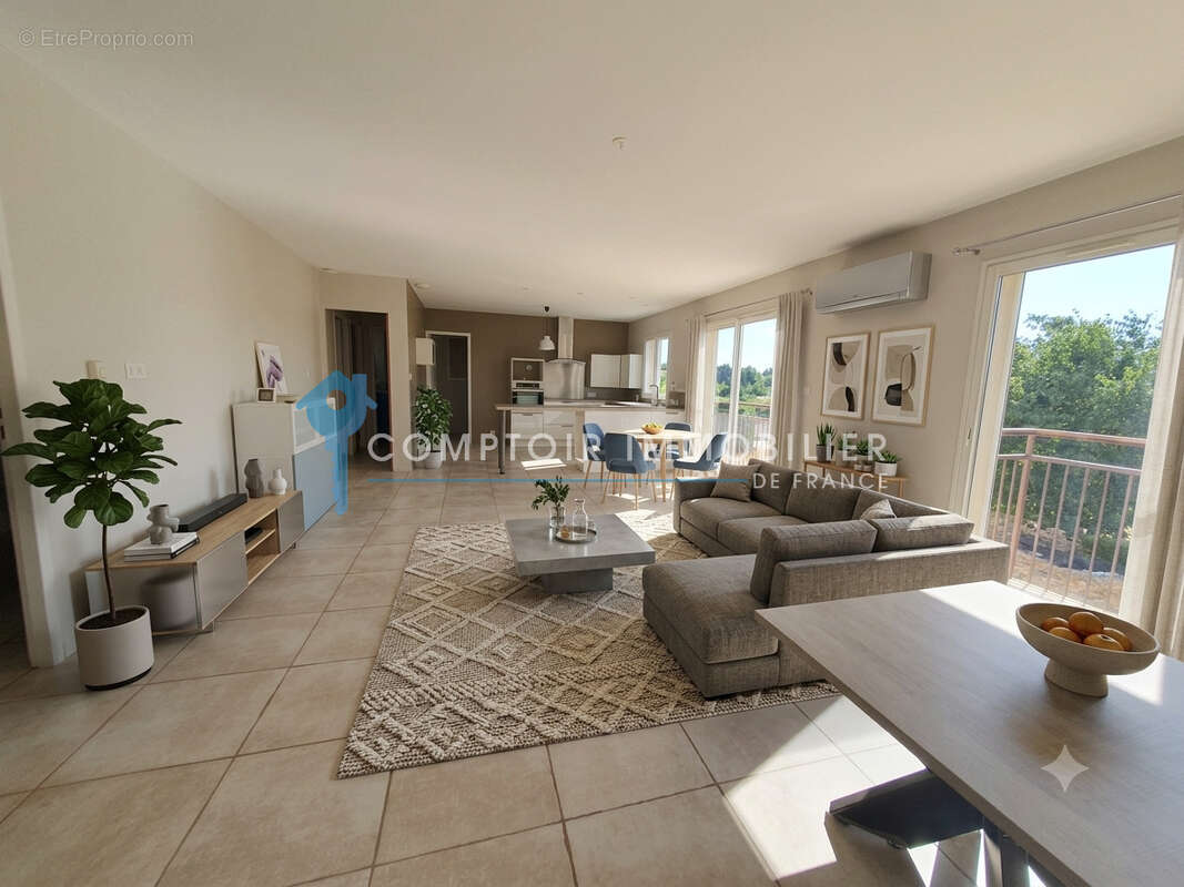ENTRE UZES ET BAGNOLS SUR CEZE : Villa récente 4 chambres avec garage et petite piscine - photo 4