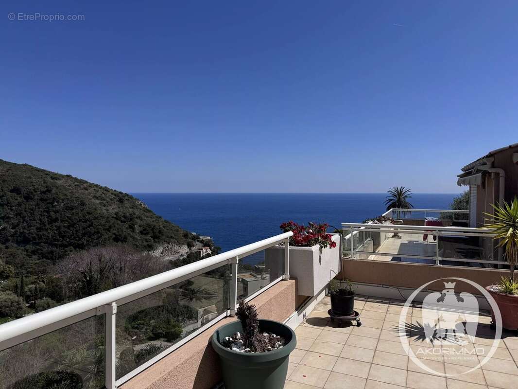 Appartement à EZE