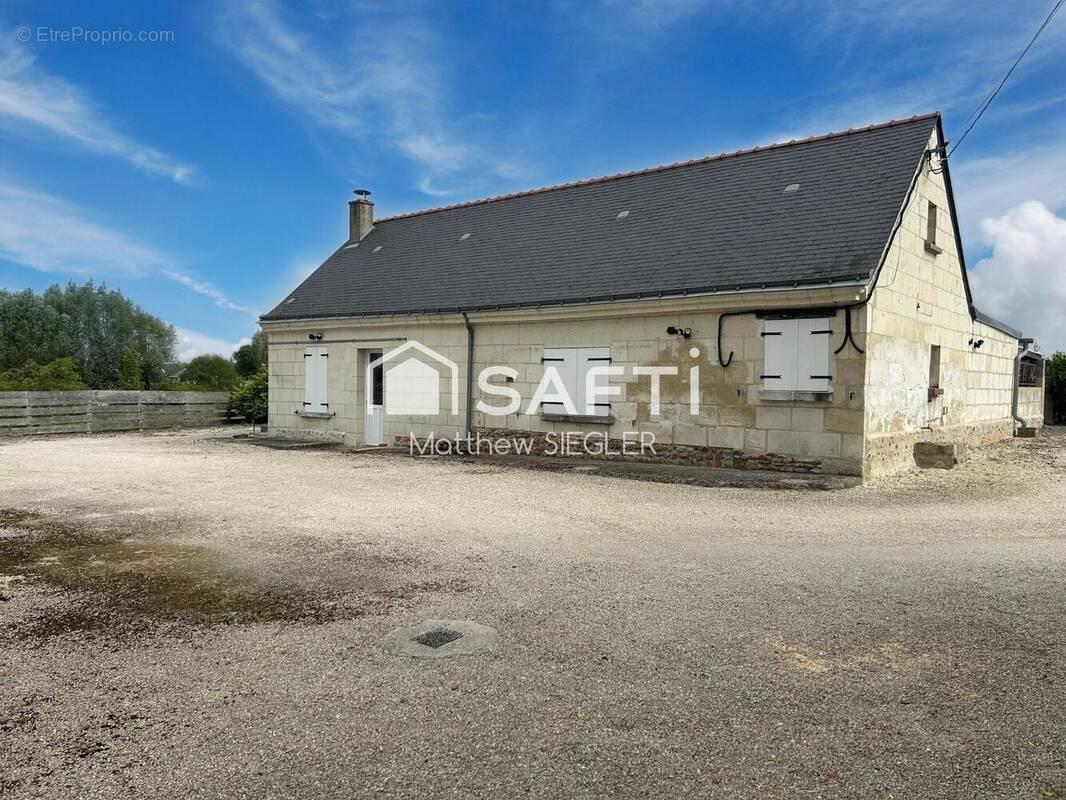Photo 1 - Maison à LONGUE-JUMELLES