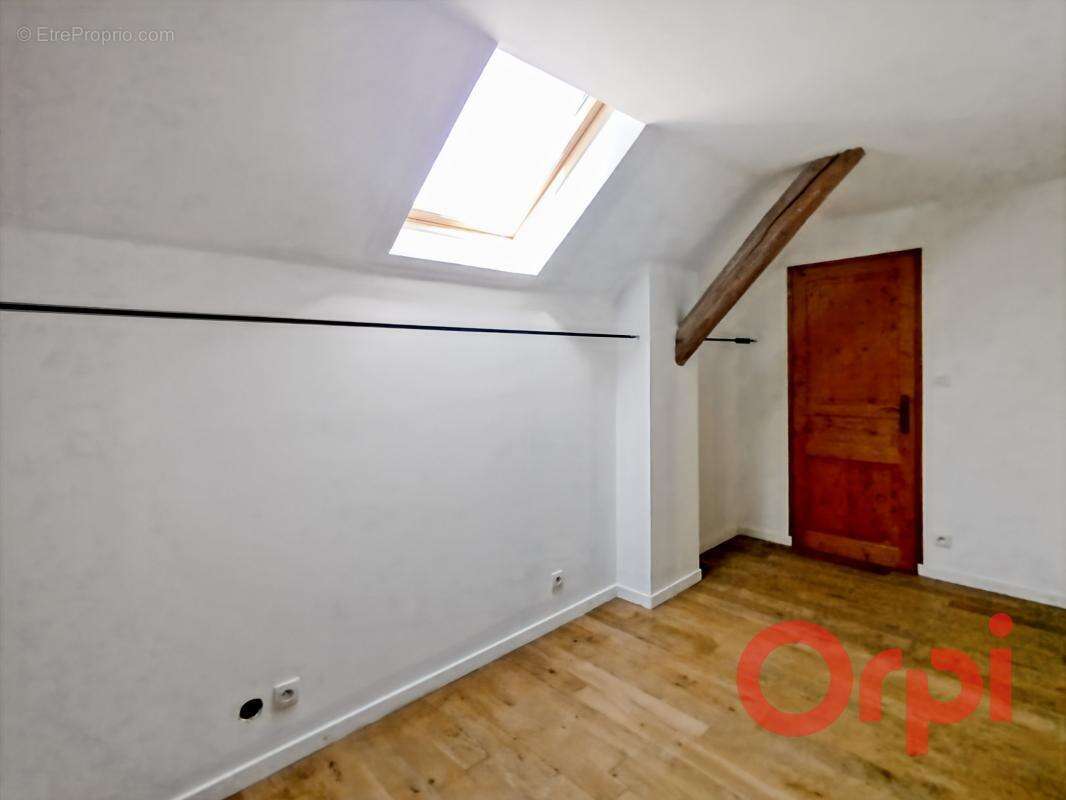 À vendre – Charmante maison en pierre à Couleuvre, aux portes de la forêt de Tronçais - photo 11