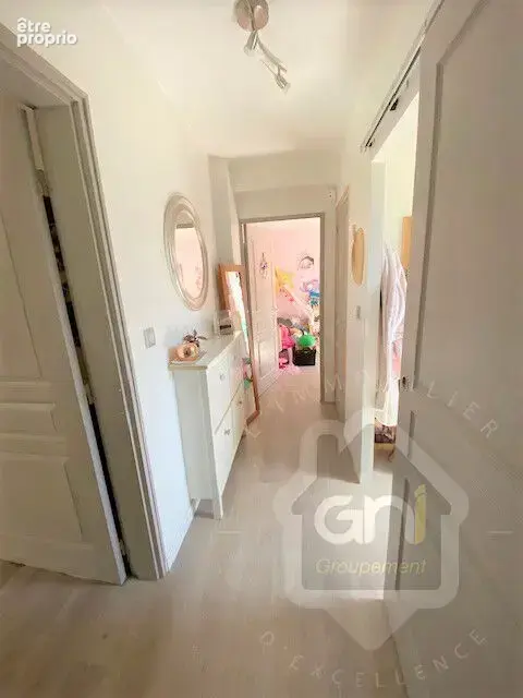 Appartement Lambesc 4 pièce(s) 85 m2 - photo 17
