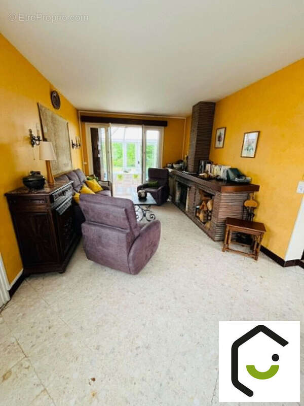 Maison 130 m² à Saint-Just-En-Chaussee  - photo 2