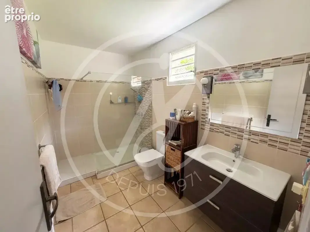 À vendre : maison t4 de plain-pied + studio à baie-mahault (houelbourg) — 820 000 € - photo 12
