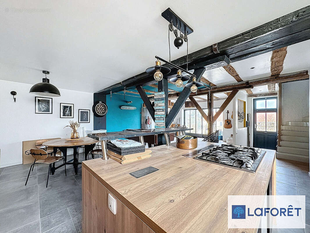 Maison à MONTAINVILLE