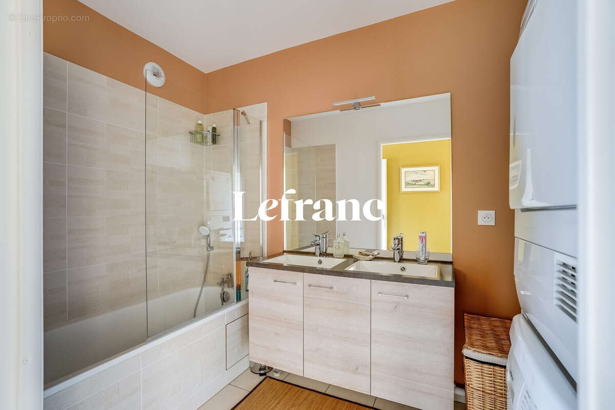 Appartement à CHATILLON