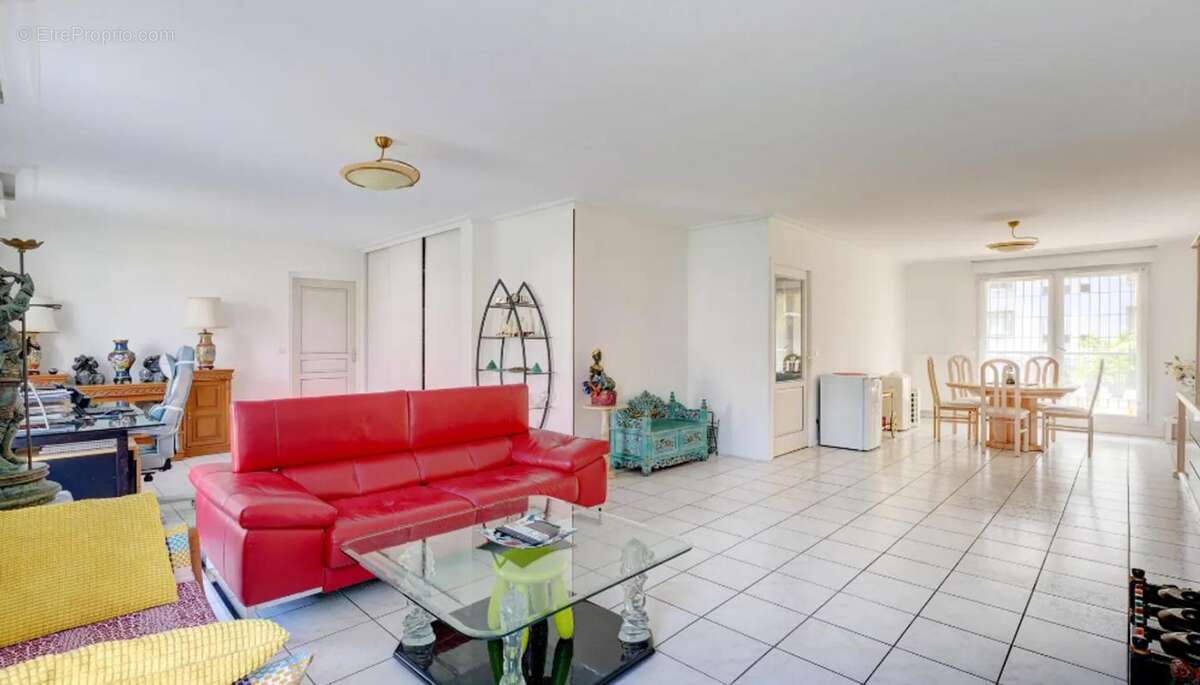 Appartement à TASSIN-LA-DEMI-LUNE