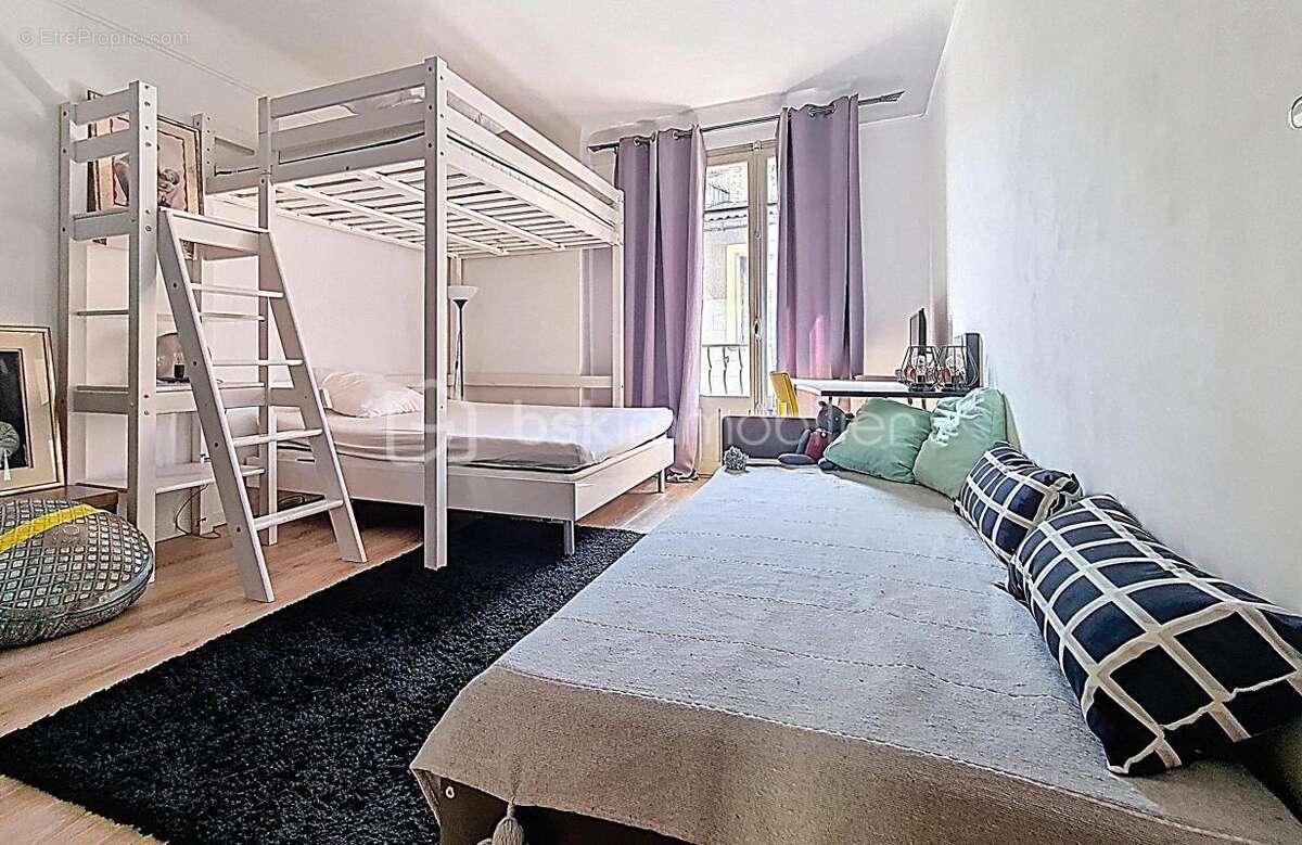 Appartement à OLETTE
