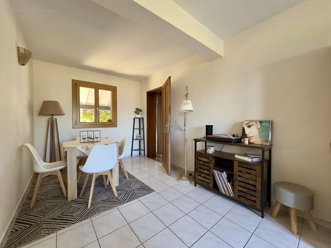 Maison à EXCENEVEX