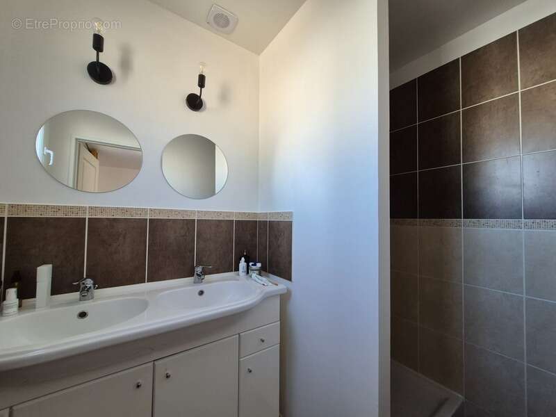Maison familiale 5 pièces avec jardin clos – Lussant 17430 - photo 7