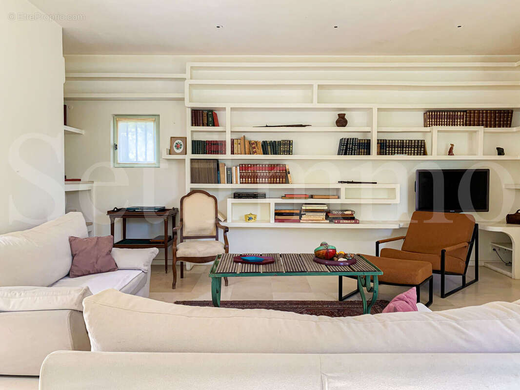 Photo 2 - Maison à UZES