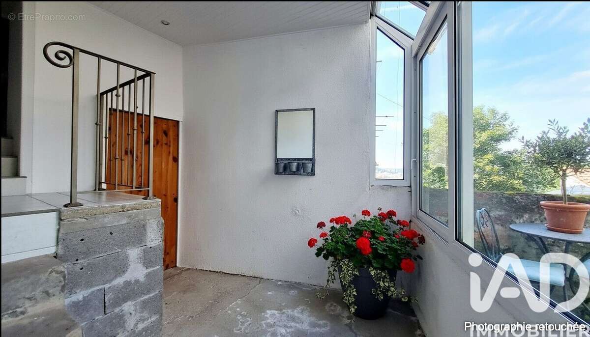 Photo 6 - Maison à SAINT-ETIENNE