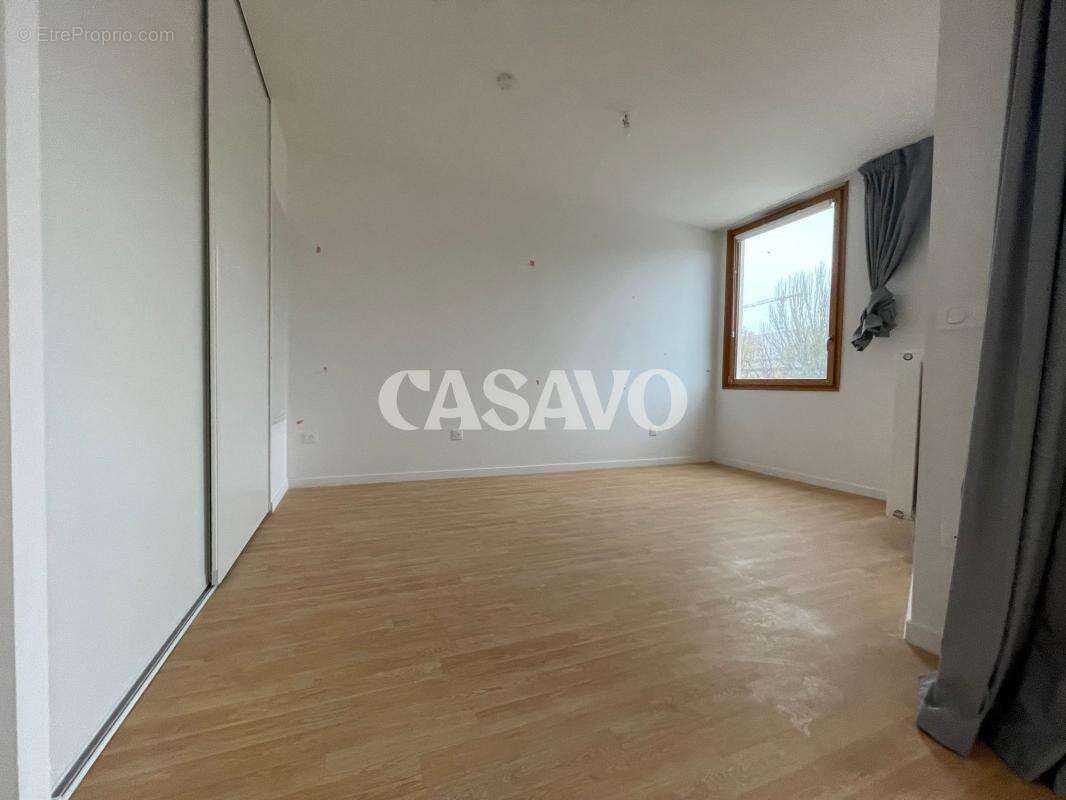 Appartement à L'ILE-SAINT-DENIS