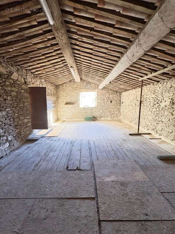 Maison à LA LIVINIERE