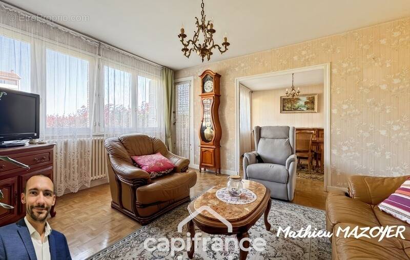 Appartement à CHATENOY-LE-ROYAL