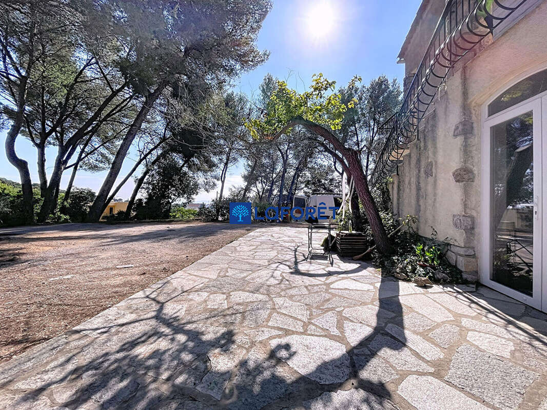 Maison à CARQUEIRANNE