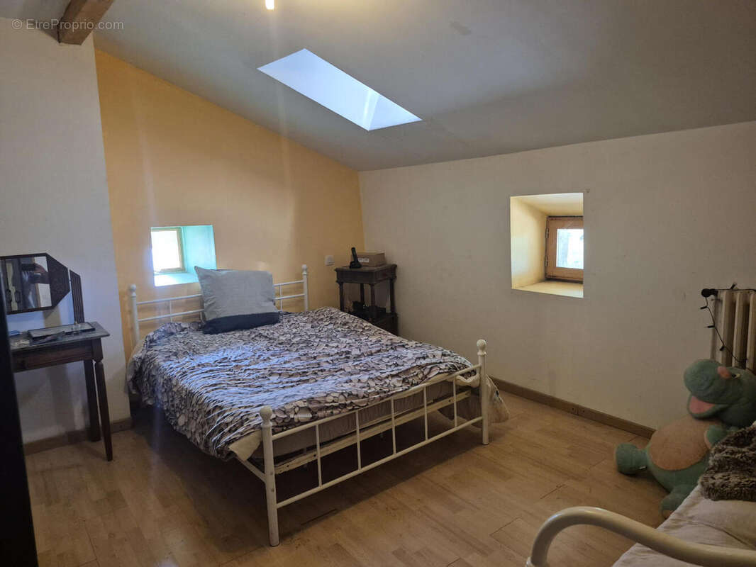 20251007_153331 - Maison à SAINT-MARTIAL-DE-VALETTE