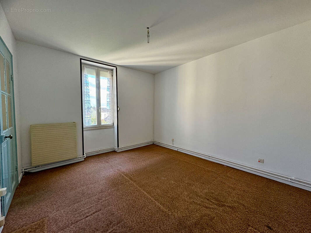 Maison à LE CREUSOT