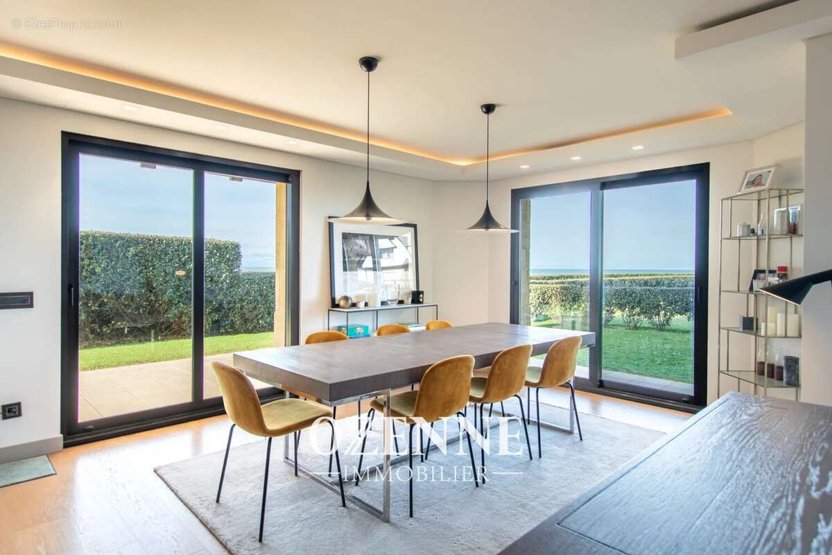 Appartement à BENERVILLE-SUR-MER