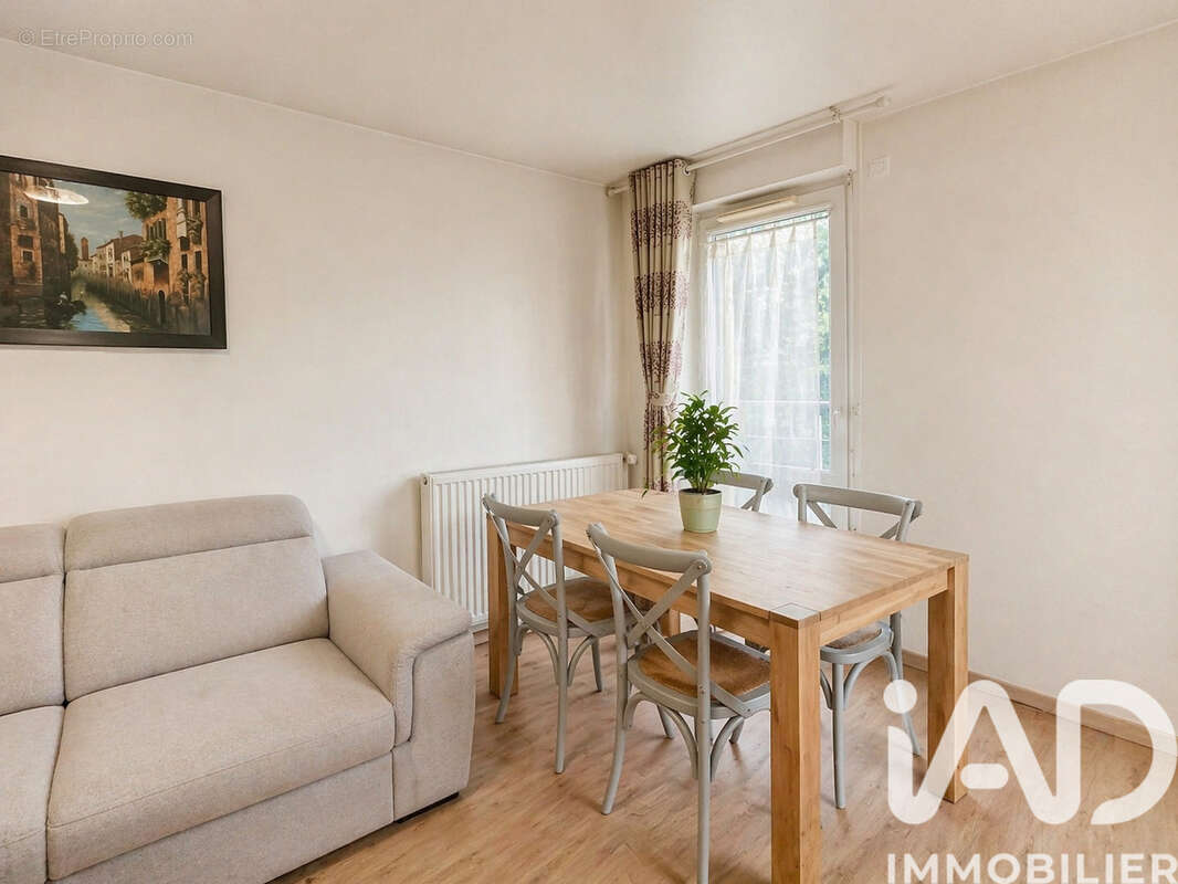 Photo 4 - Appartement à BOISSY-SAINT-LEGER