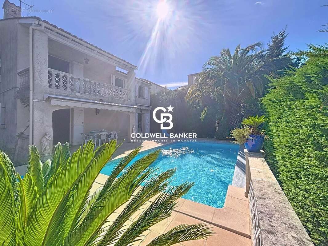 Maison à SAINT-RAPHAEL