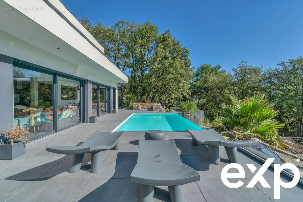 Maison à GRESY-SUR-AIX