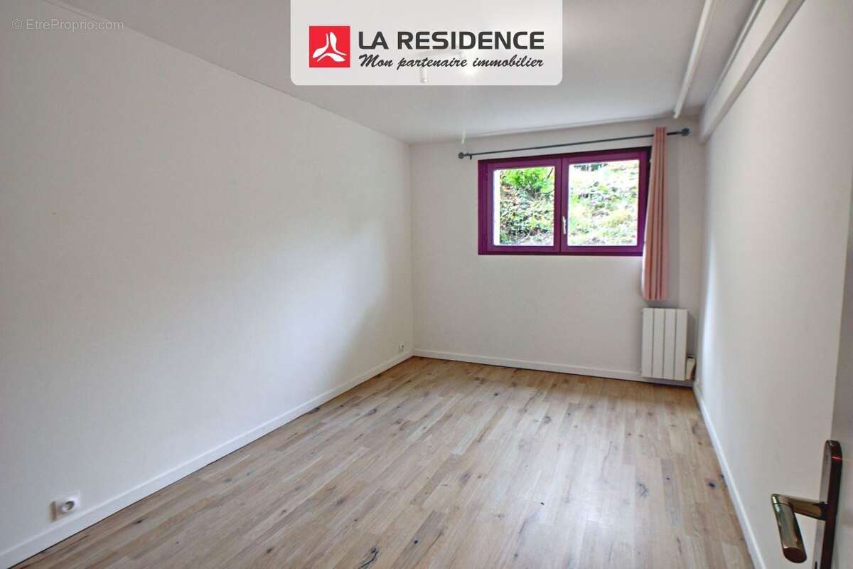Maison 145 m² à Jouy-Mauvoisin  - photo 9