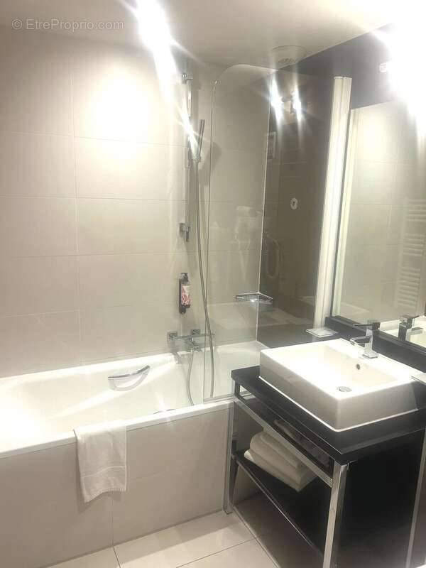 Appartement à MARSEILLE-5E