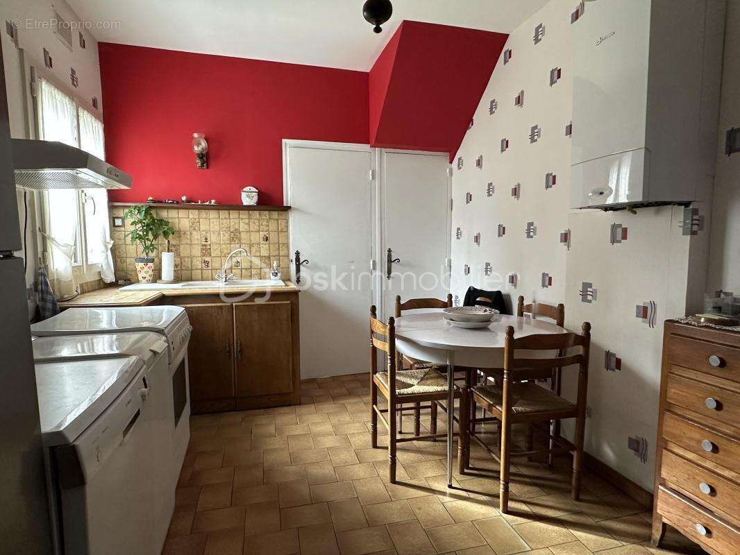 Maison à FLEURY-LES-AUBRAIS