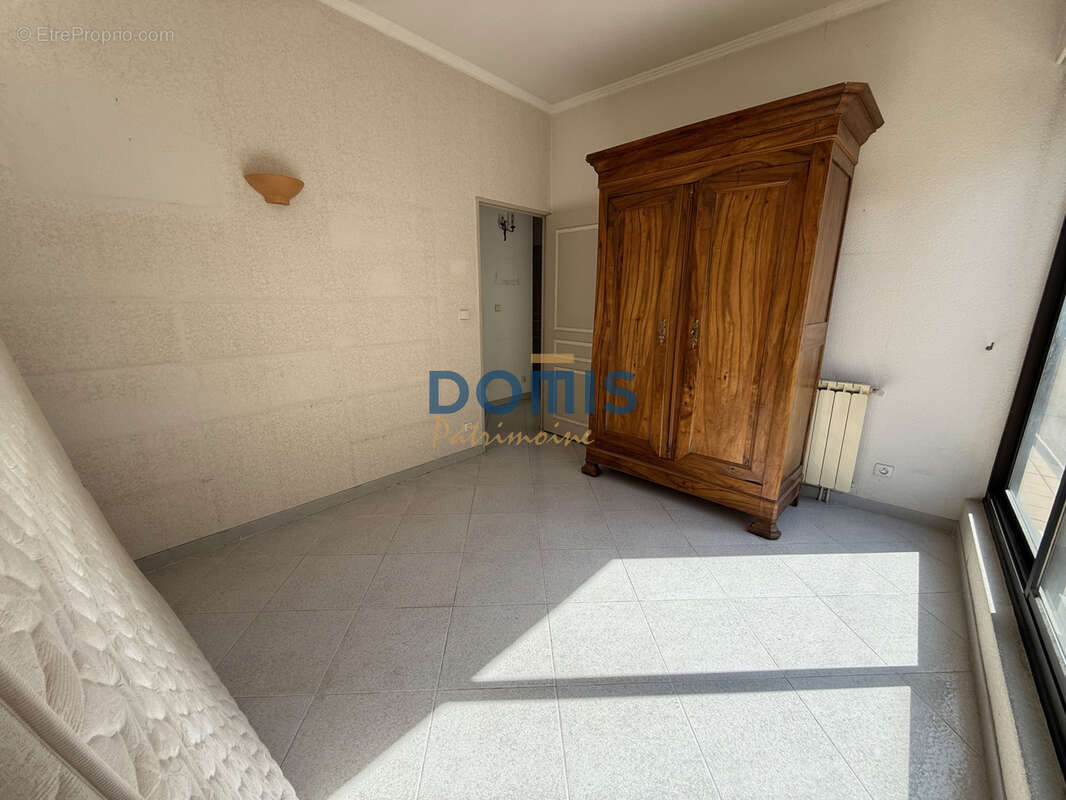 Nimes cadereau appt de type 4  dernier etage avec terrasse et garage  en exclusivite - photo 13